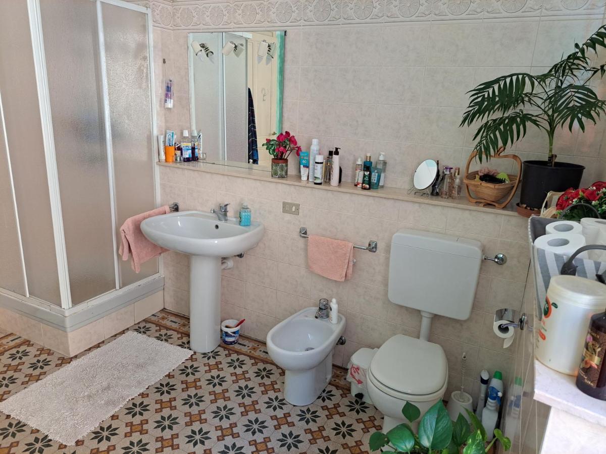 Camera Privata Vicino Al Teatro Ariston Apartment Sanremo Luaran gambar